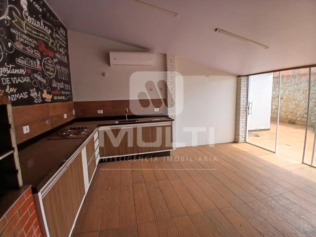 Casa, 3 quartos, 210 m² - Foto 23