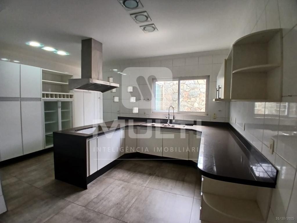 Casa, 3 quartos, 210 m² - Foto 30