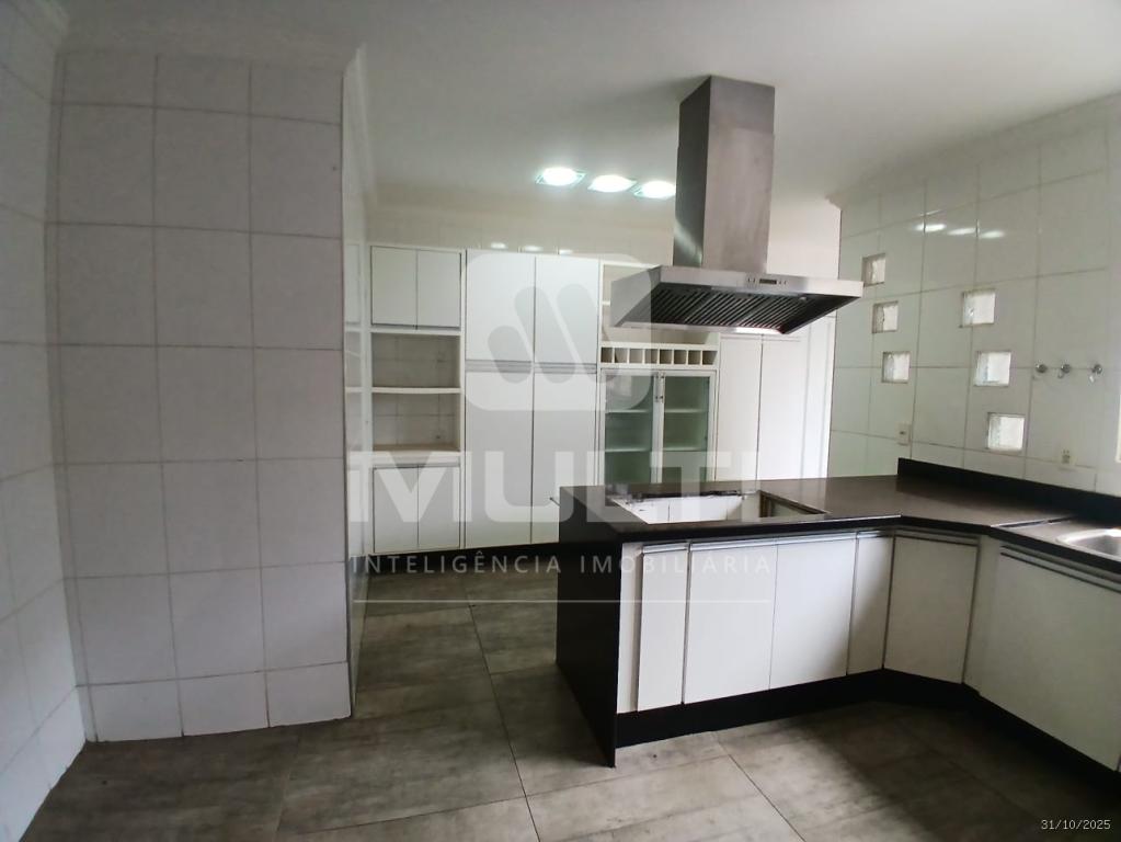 Casa, 3 quartos, 210 m² - Foto 31