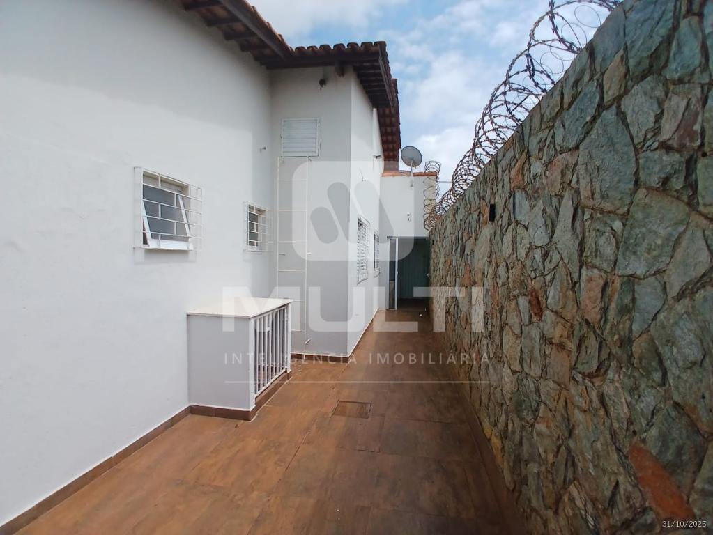 Casa, 3 quartos, 210 m² - Foto 35