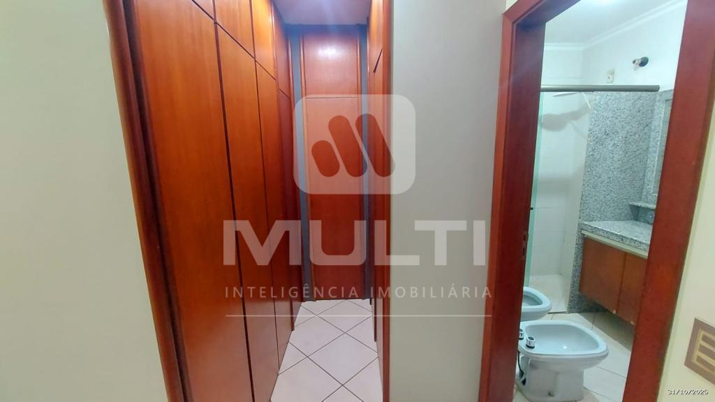 Casa, 3 quartos, 211 m² - Foto 7