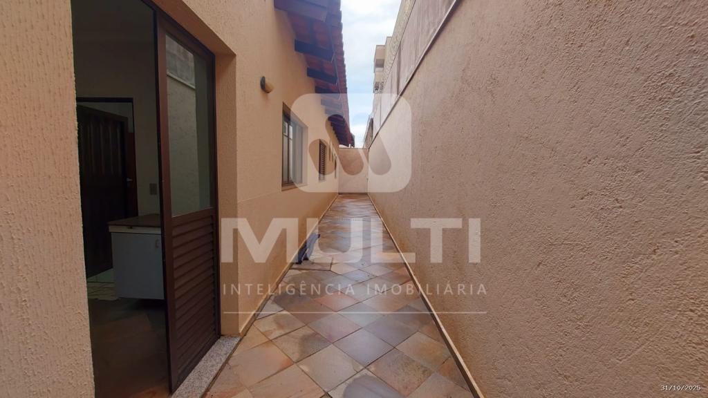 Casa, 3 quartos, 211 m² - Foto 9