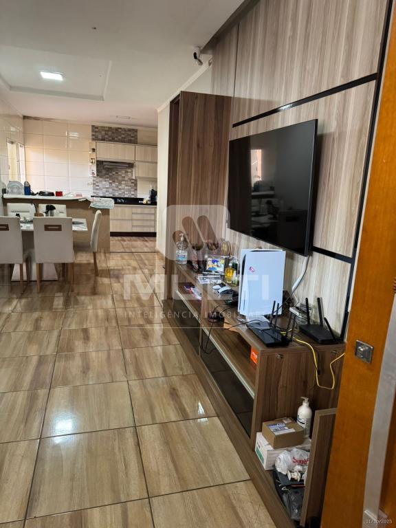 Casa, 3 quartos, 190 m² - Foto 1