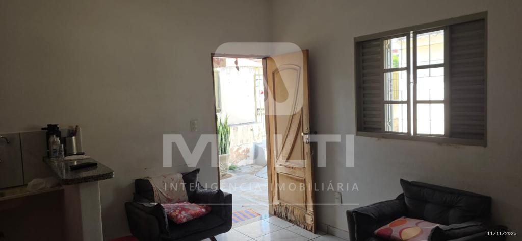 Casa, 1 quarto, 265 m² - Foto 1