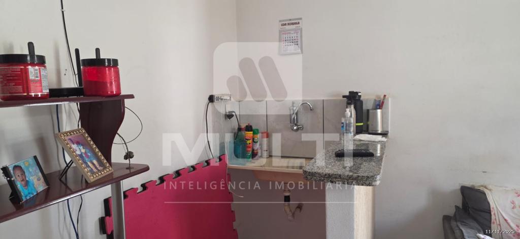 Casa, 1 quarto, 265 m² - Foto 3