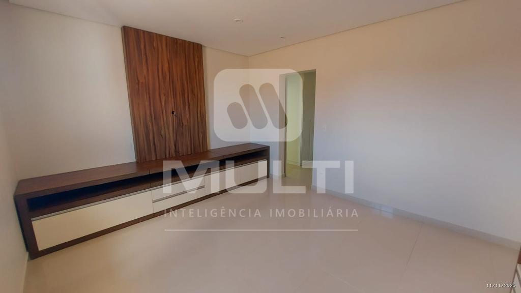 Casa, 3 quartos, 350 m² - Foto 1