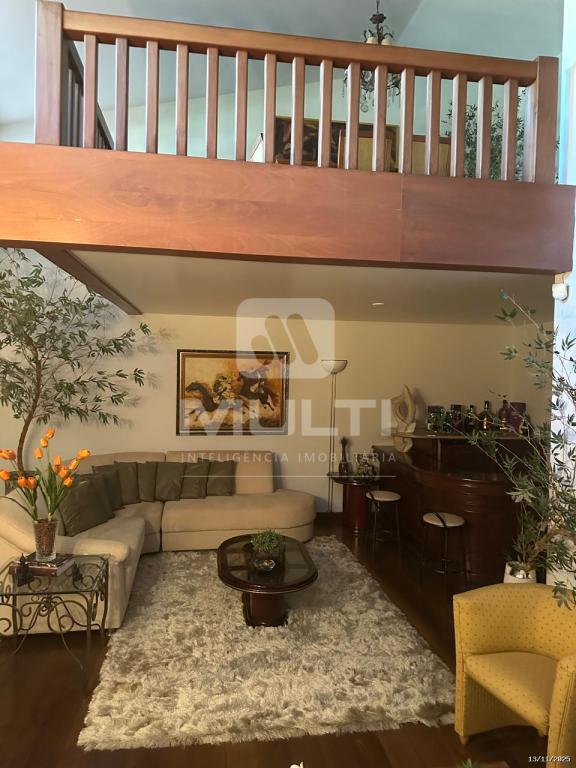 Casa, 4 quartos, 673 m² - Foto 1