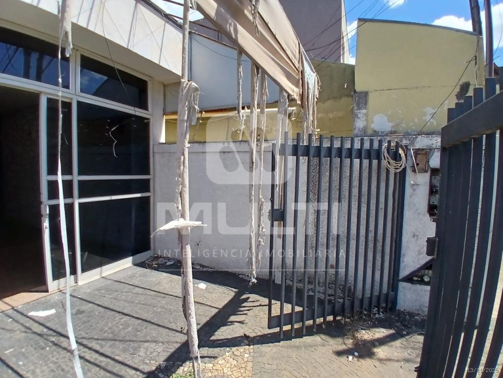 Casa, 3 quartos, 200 m² - Foto 1