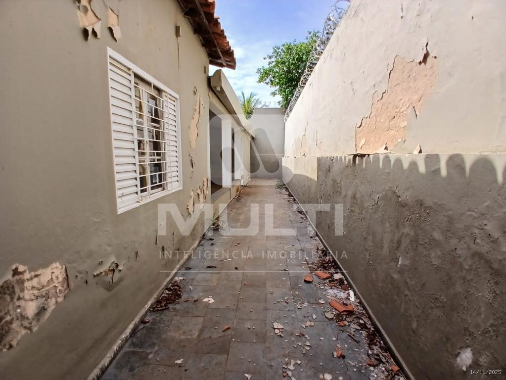 Casa, 5 quartos, 284 m² - Foto 3