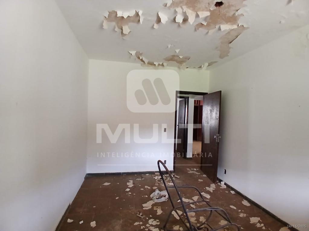Casa, 5 quartos, 284 m² - Foto 36