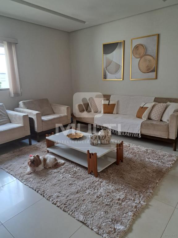 Casa, 3 quartos, 137 m² - Foto 1