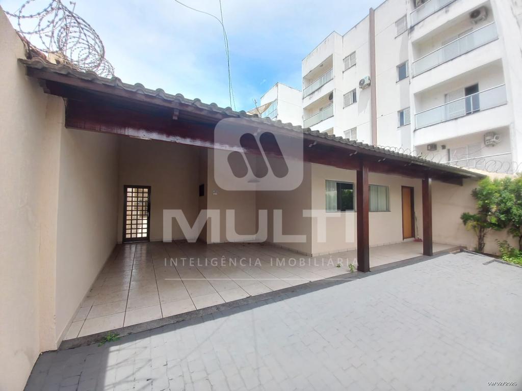 Casa, 3 quartos, 250 m² - Foto 2