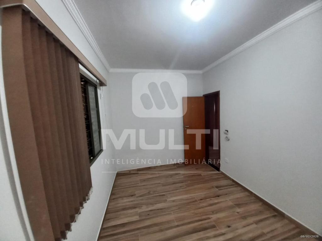 Casa, 3 quartos, 250 m² - Foto 11