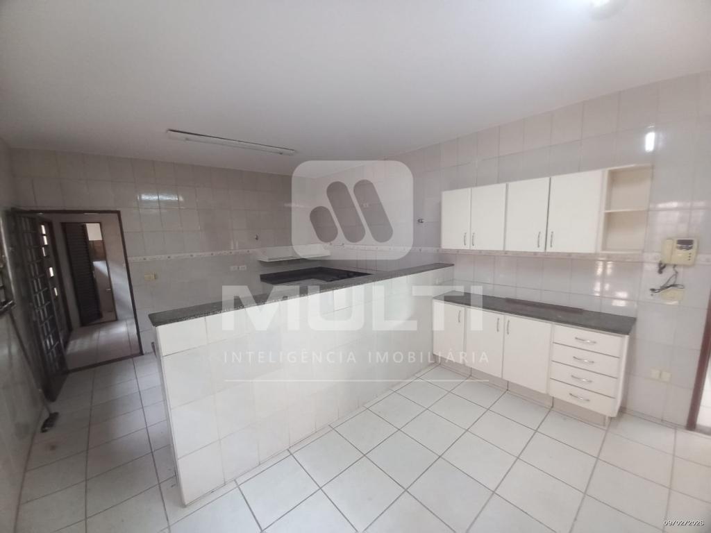 Casa, 3 quartos, 250 m² - Foto 17