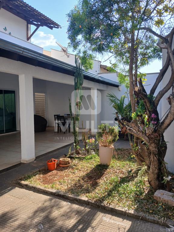 Casa, 4 quartos, 250 m² - Foto 1