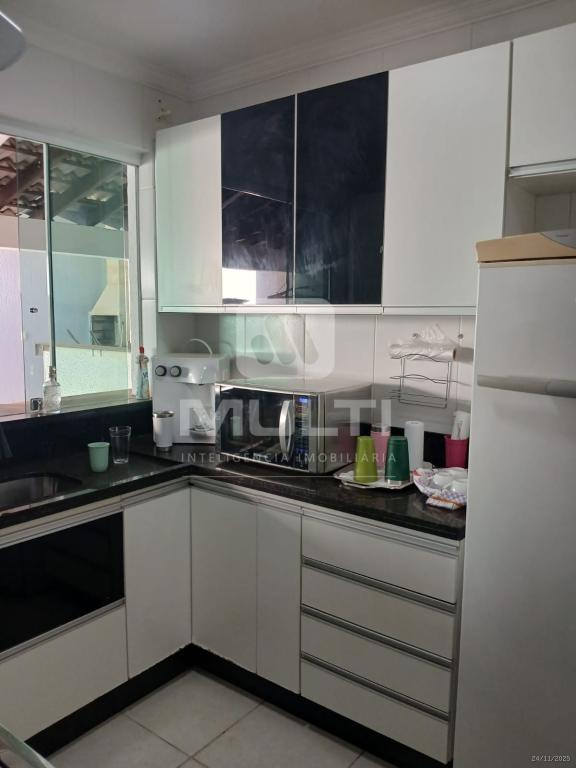 Casa, 4 quartos, 250 m² - Foto 8