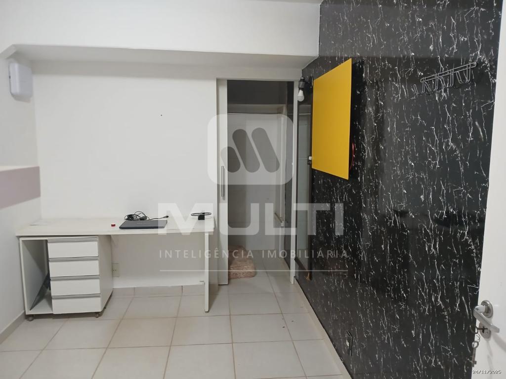 Casa, 4 quartos, 250 m² - Foto 13