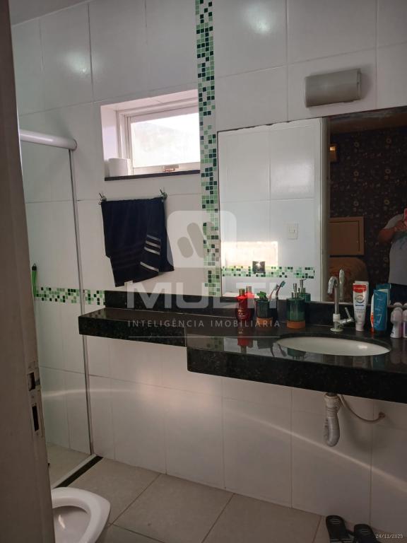 Casa, 4 quartos, 250 m² - Foto 17