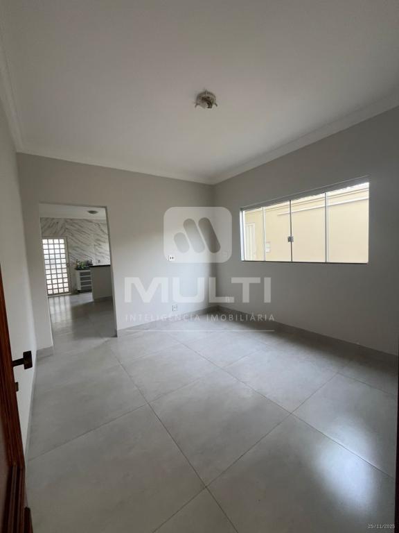 Casa, 3 quartos, 132 m² - Foto 1