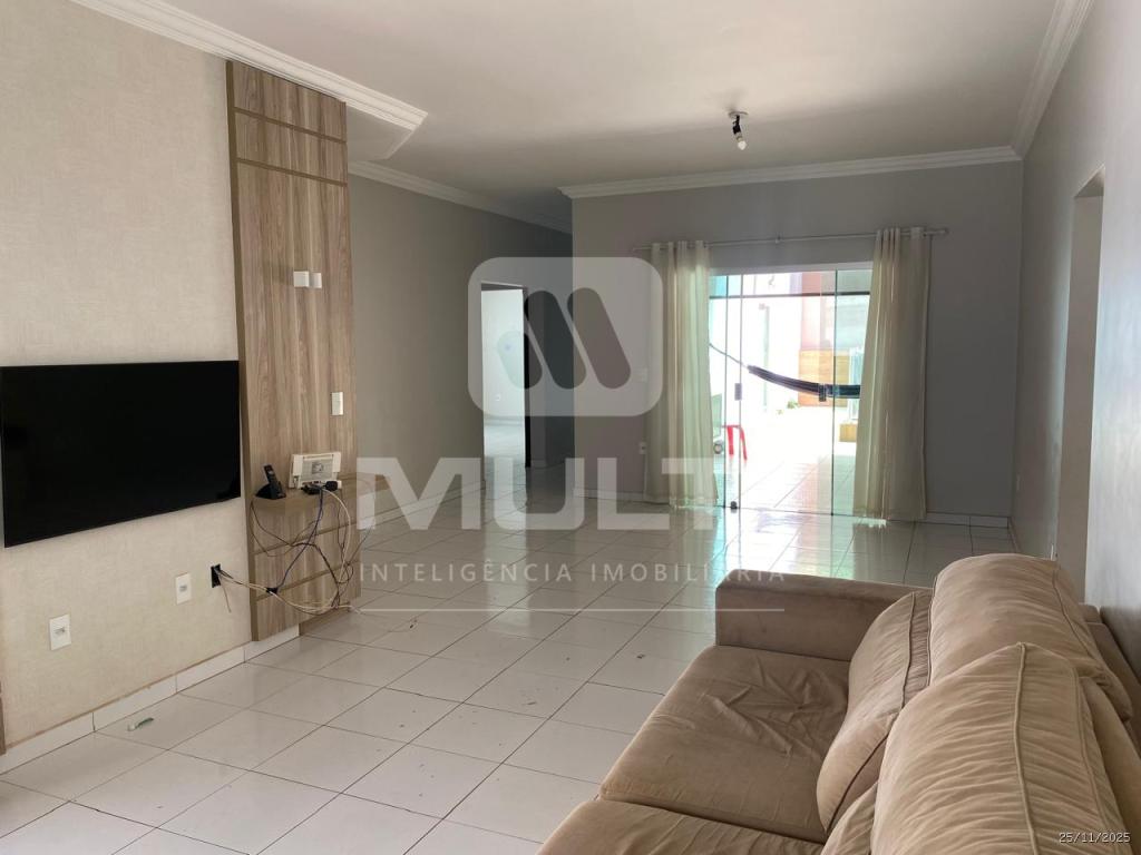 Casa, 4 quartos, 250 m² - Foto 1