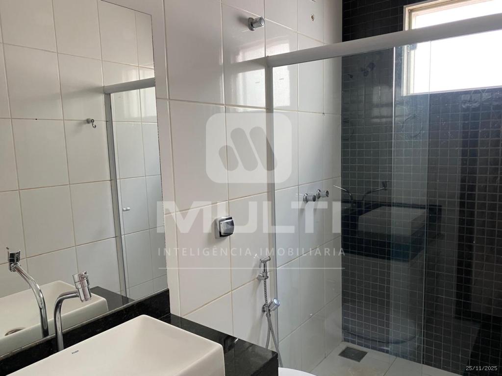 Casa, 4 quartos, 250 m² - Foto 11