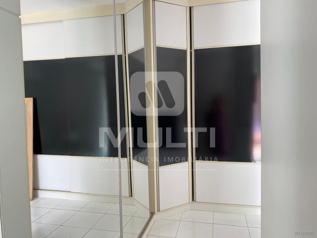 Casa, 4 quartos, 250 m² - Foto 15