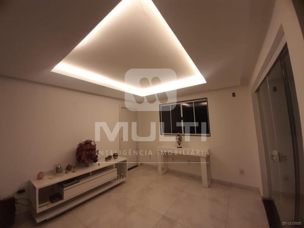 Casa, 3 quartos, 250 m² - Foto 1