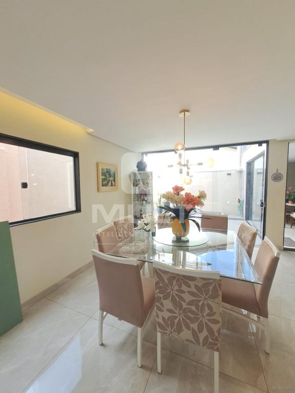 Casa, 3 quartos, 250 m² - Foto 25