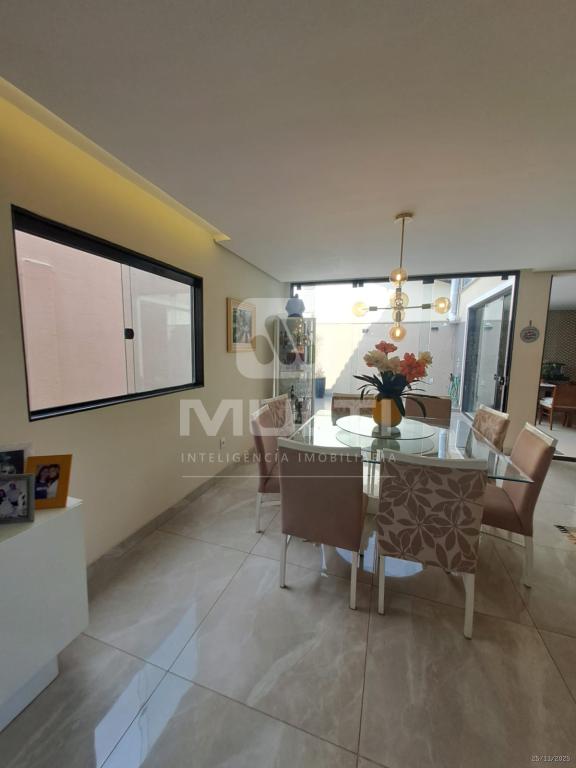 Casa, 3 quartos, 250 m² - Foto 30