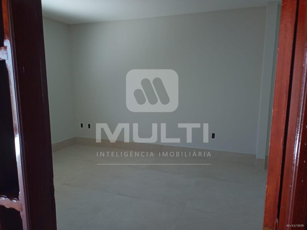 Casa, 3 quartos, 200 m² - Foto 35