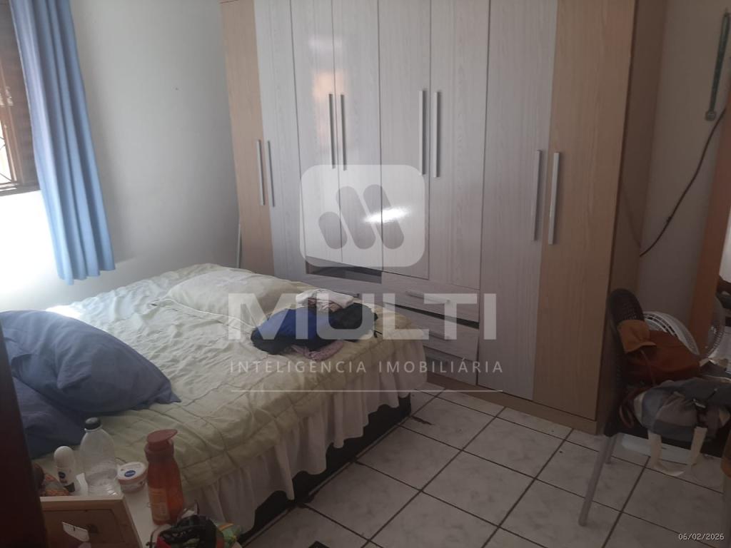 Casa, 5 quartos, 180 m² - Foto 2