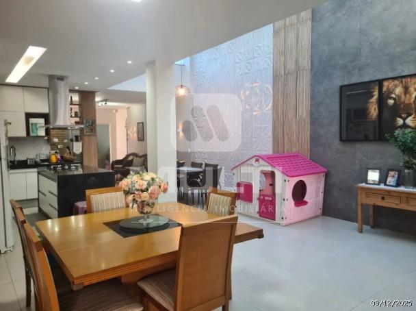 Casa, 4 quartos, 240 m² - Foto 12