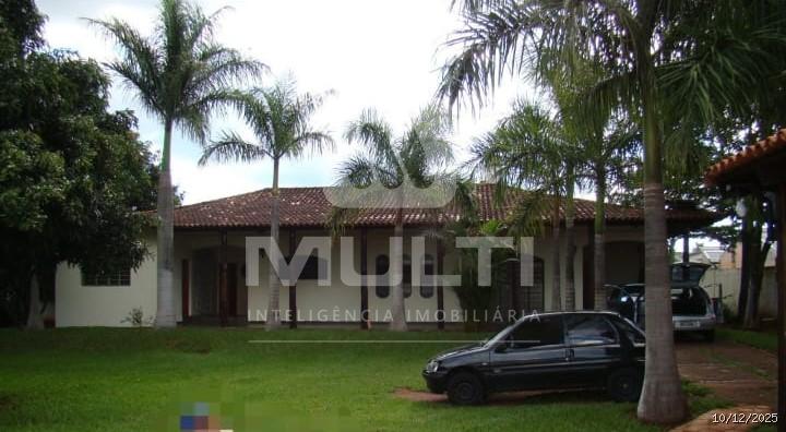 Casa, 4 quartos, 254 m² - Foto 2