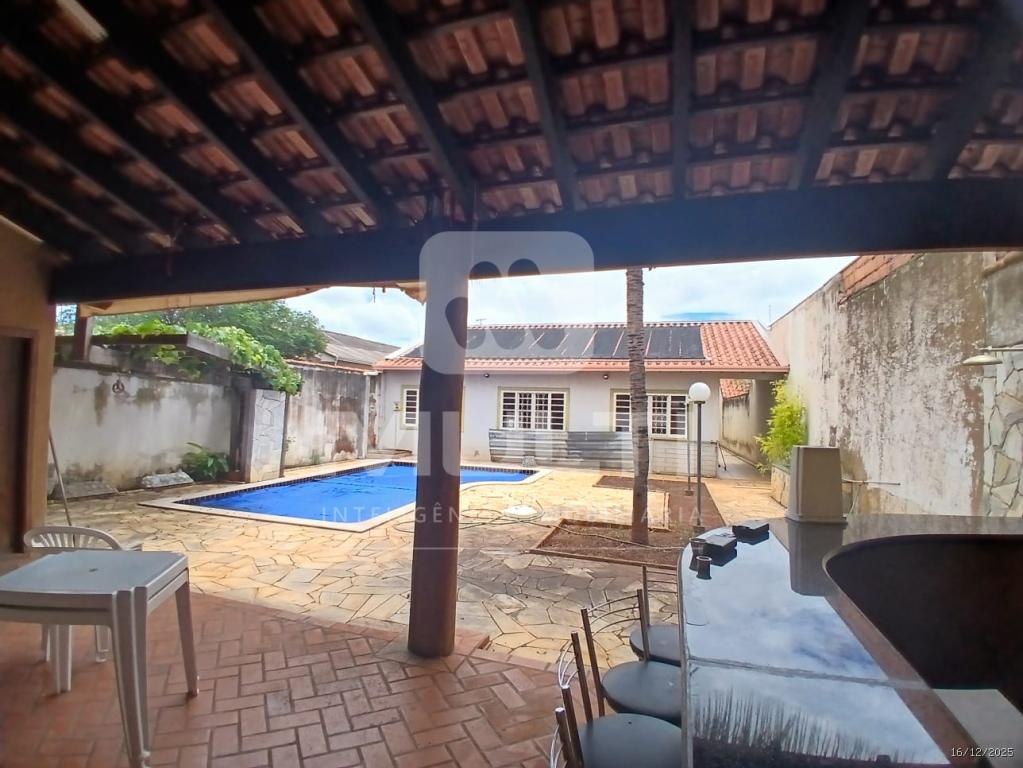 Casa, 4 quartos, 286 m² - Foto 38