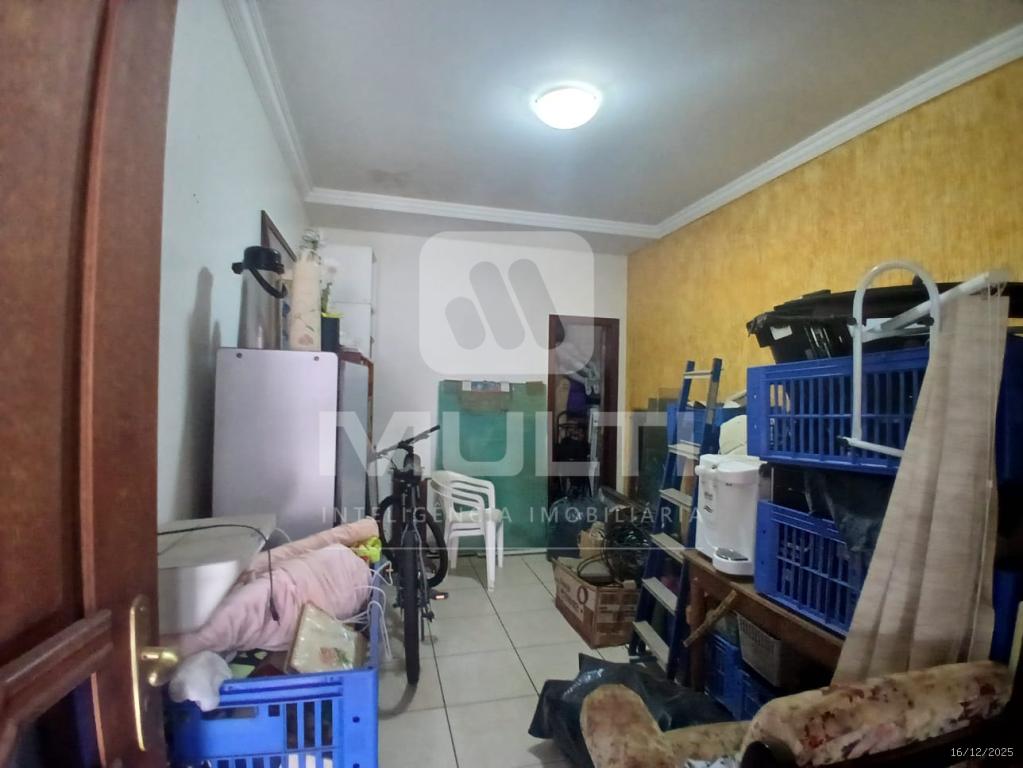 Casa, 4 quartos, 286 m² - Foto 49