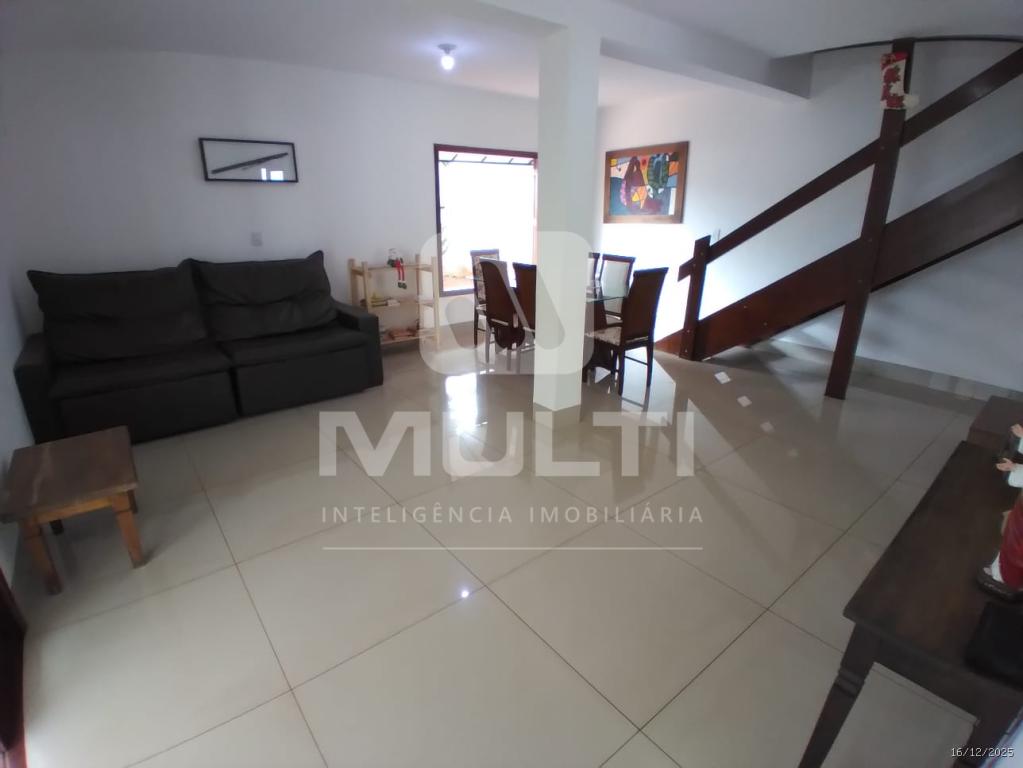 Casa, 4 quartos, 246 m² - Foto 3