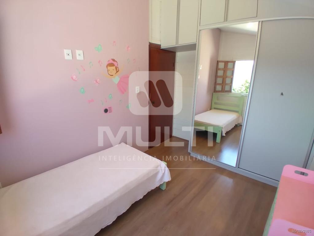 Casa, 4 quartos, 246 m² - Foto 27