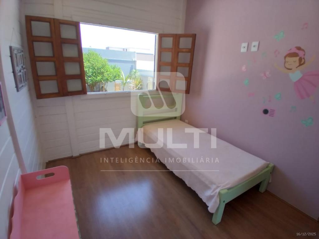 Casa, 4 quartos, 246 m² - Foto 33