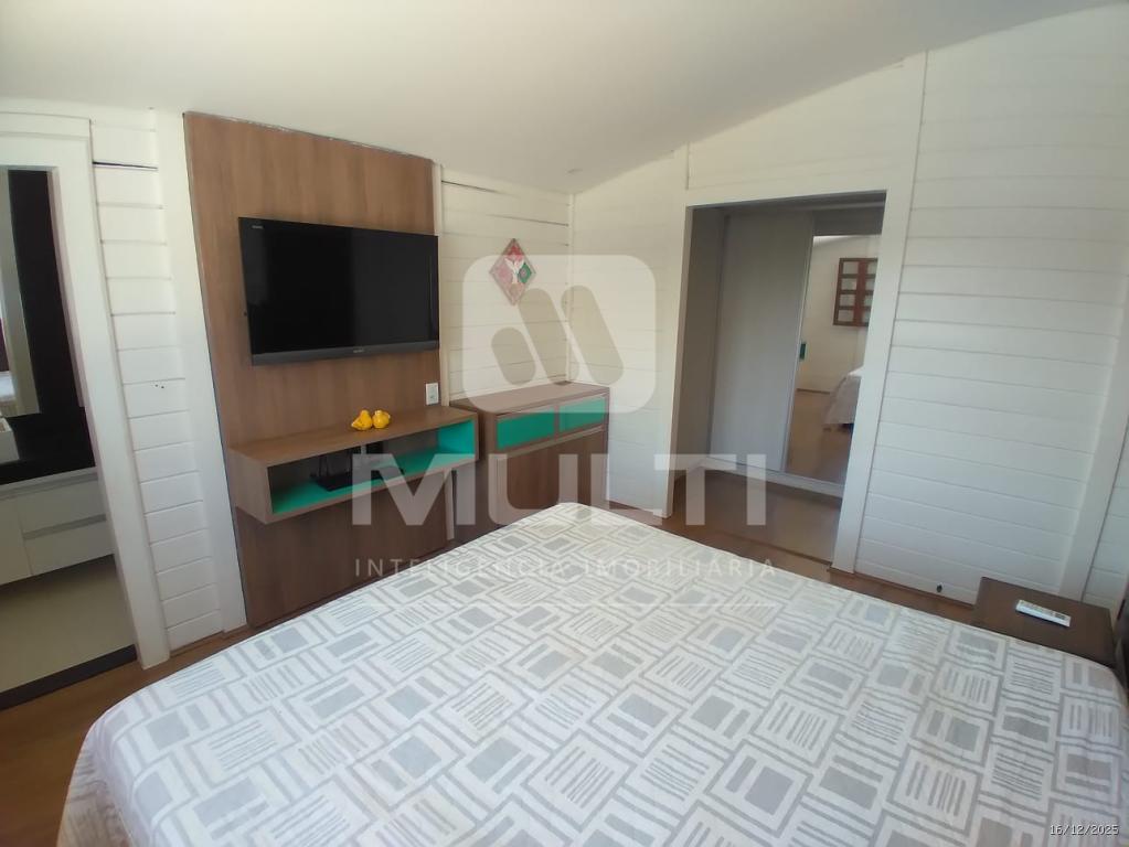 Casa, 4 quartos, 246 m² - Foto 35