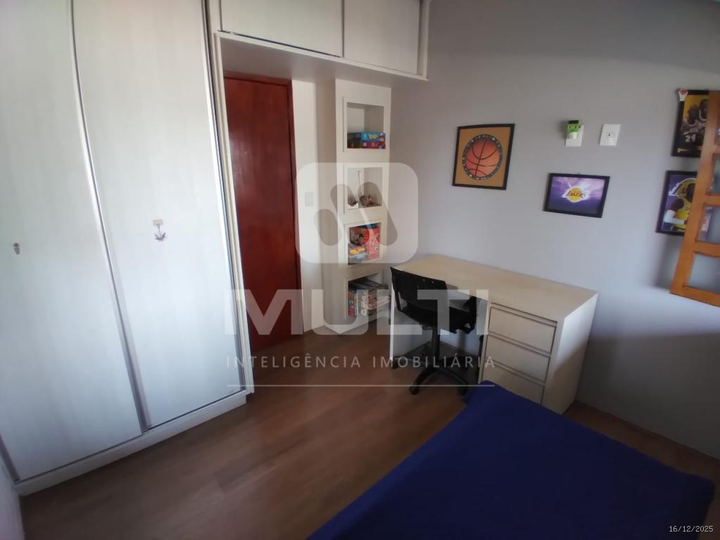 Casa, 4 quartos, 246 m² - Foto 39