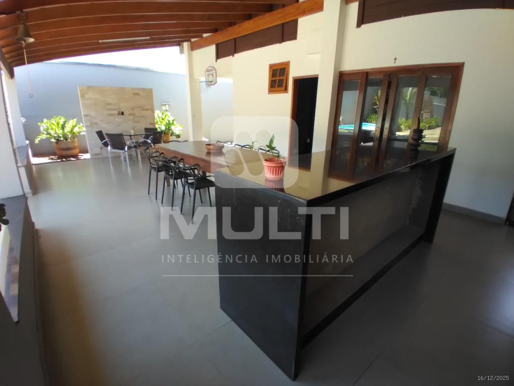 Casa, 4 quartos, 246 m² - Foto 50