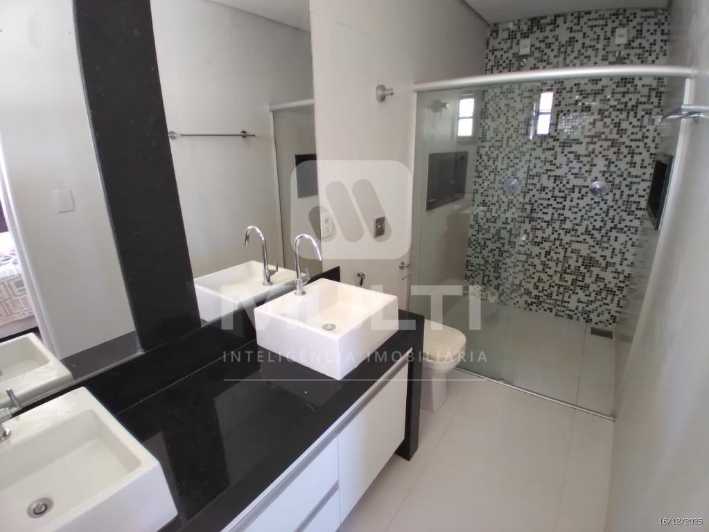 Casa, 4 quartos, 246 m² - Foto 56