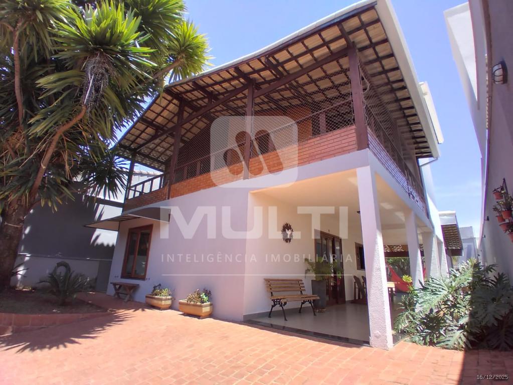 Casa, 4 quartos, 246 m² - Foto 68