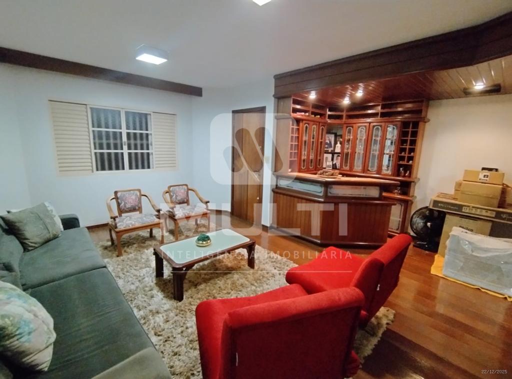 Casa, 3 quartos, 242 m² - Foto 35