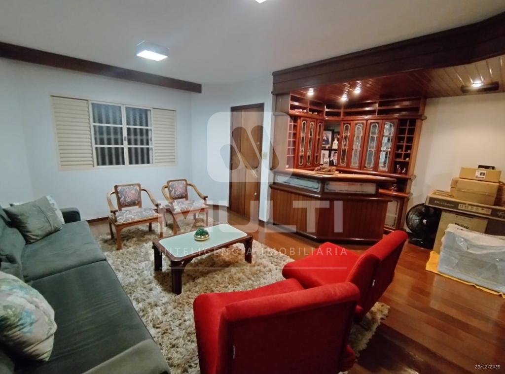 Casa, 3 quartos, 242 m² - Foto 40