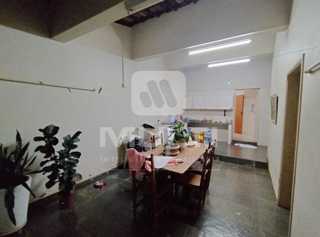 Casa, 3 quartos, 242 m² - Foto 48