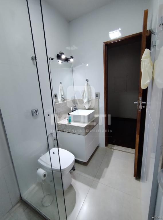 Casa, 3 quartos, 242 m² - Foto 56