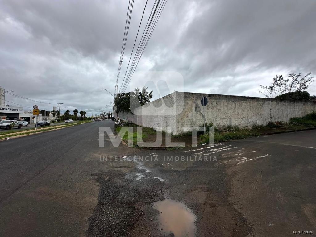 Loteamento e Condomínio - Foto 2