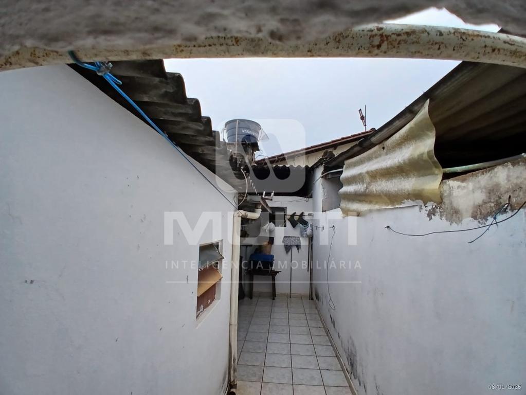 Casa, 1 quarto, 1 m² - Foto 2