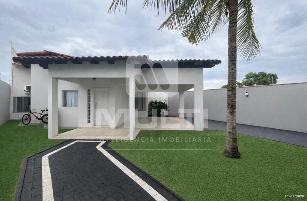 Casa, 3 quartos, 226 m² - Foto 1
